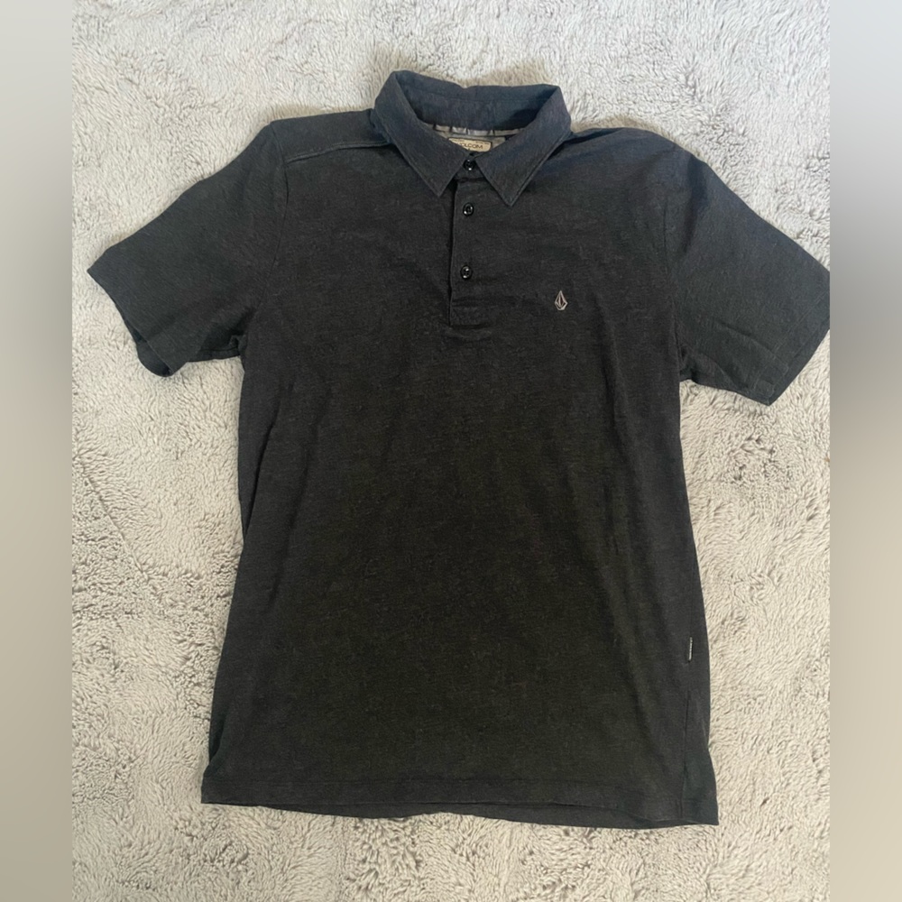Volcom Gray Banger Short Sleeve Men’s Polo Shirt size Small NWOT
